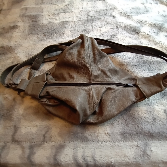 Grey Leather Mini Back Pack/Shoulder Bag. Size 9"w x 14"h x 11.5"d - Picture 7 of 11